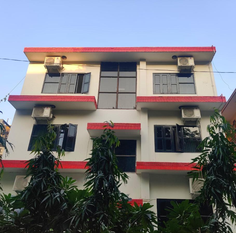 Bhambri Expo House Hotel Delhi  Exterior photo